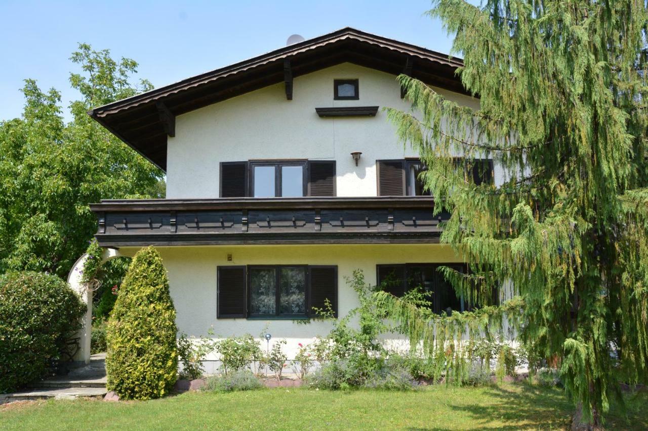 Haus Mit Garten Eugendorf Luaran gambar